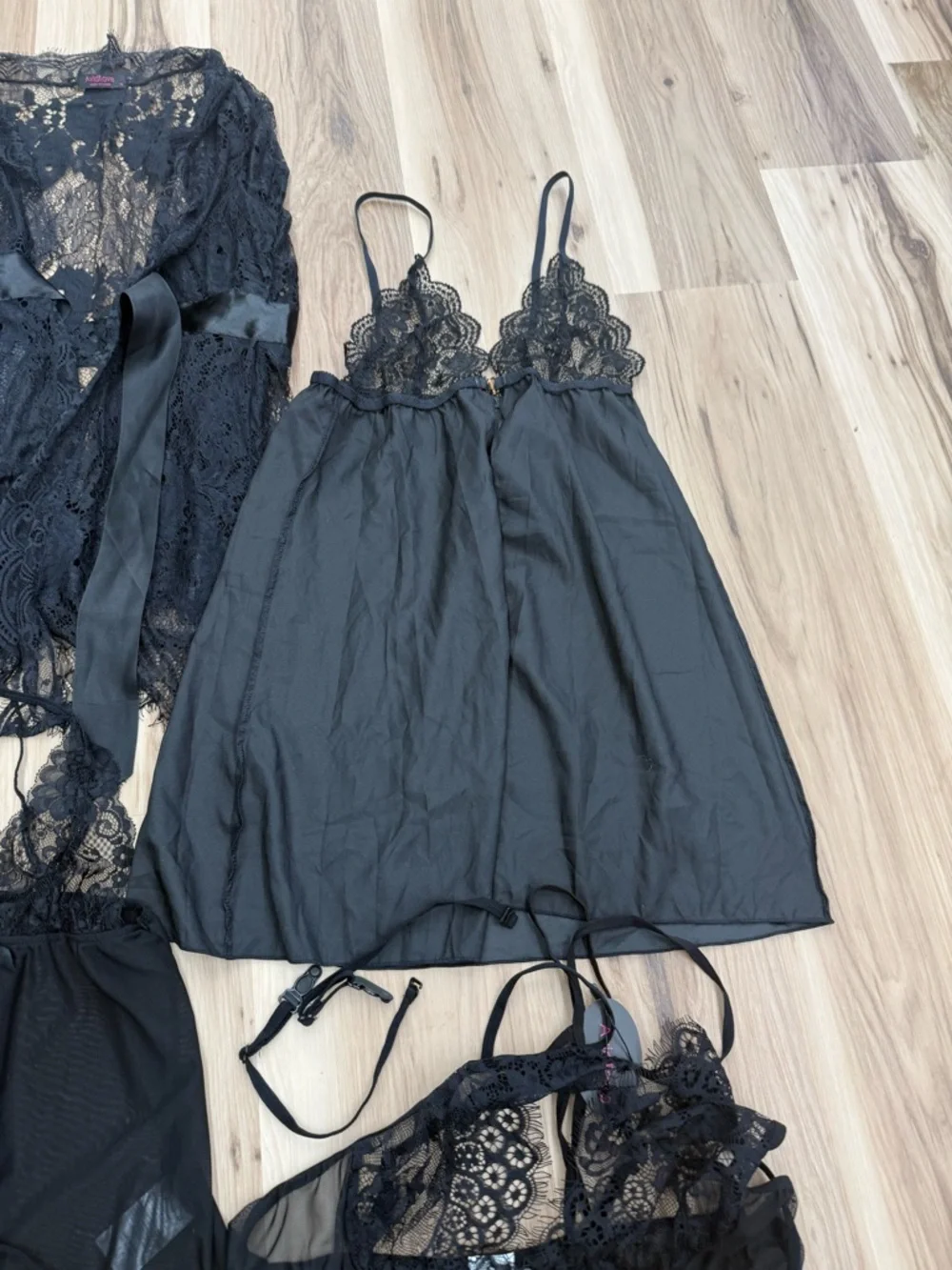 Women's Lingerie Lot - Mixed Pieces J17 - Picture 3 of 10